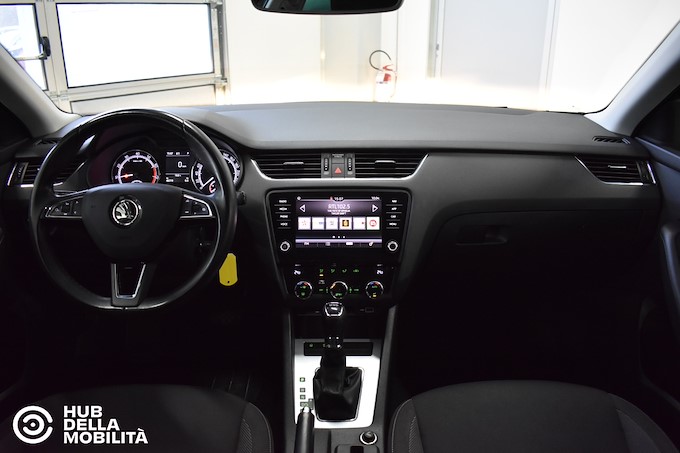 SKODA Octavia 1.5 DSG Wagon Executive G-Tec